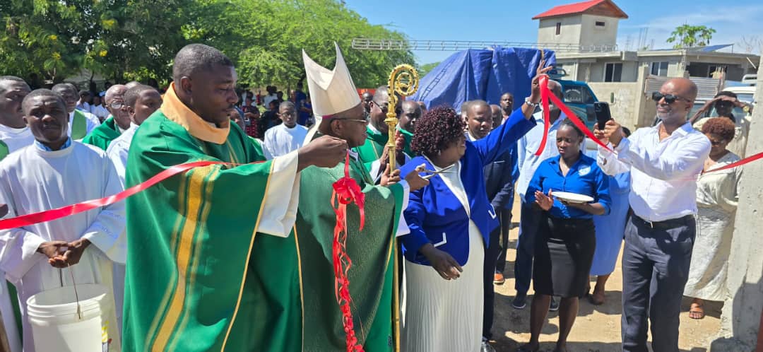 Façade principale de l'école